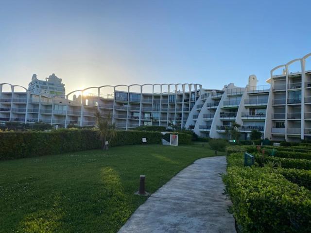Calme-Appartement ลา กร็องเดอ-ม็อต ภายนอก รูปภาพ
