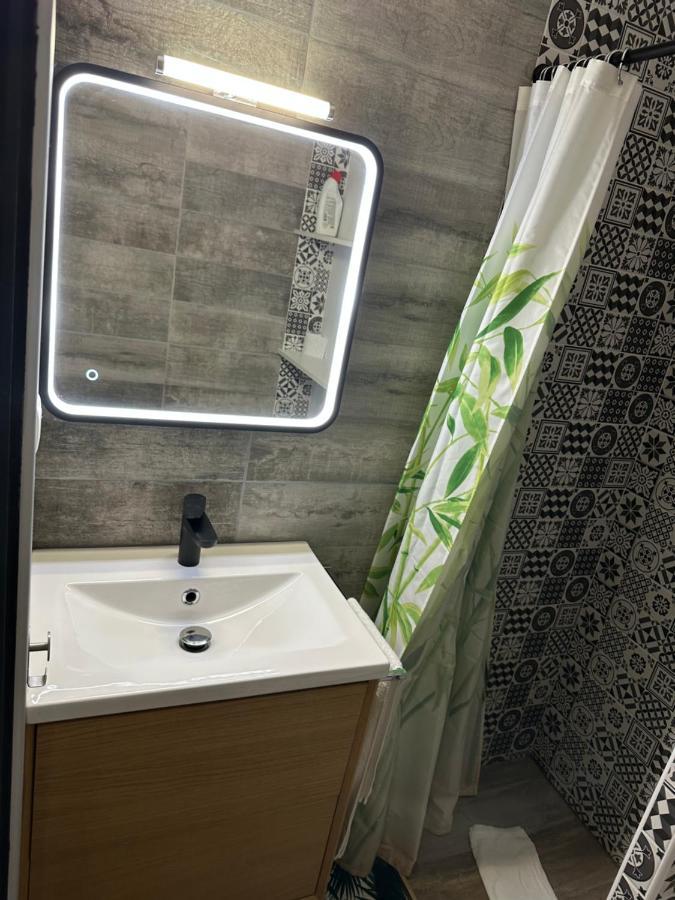 Calme-Appartement ลา กร็องเดอ-ม็อต ภายนอก รูปภาพ